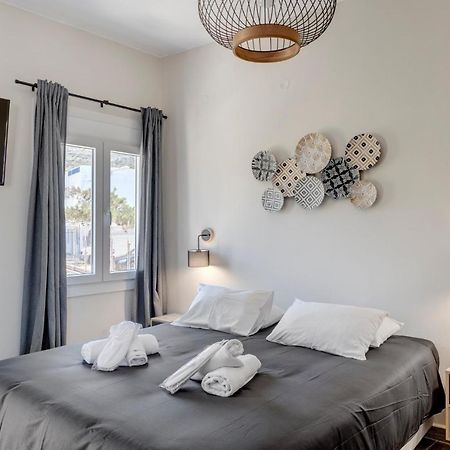 Guesthouse Eri Kini Buitenkant foto