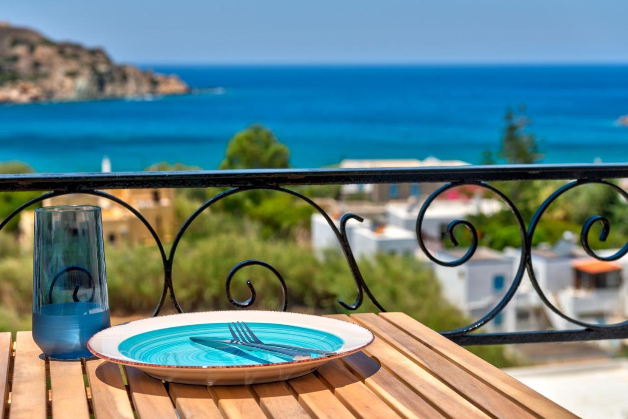 Guesthouse Eri Kini Buitenkant foto