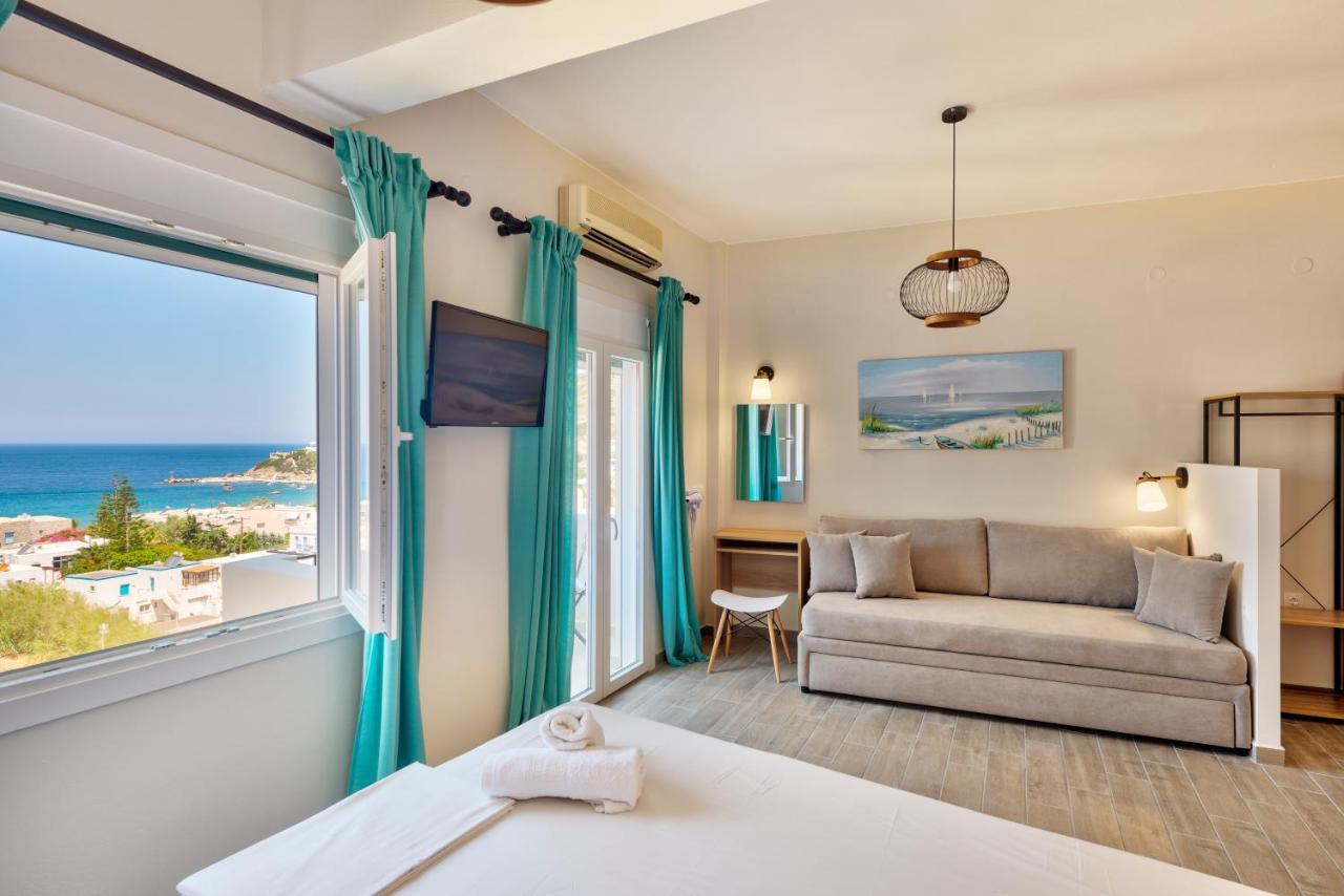 Guesthouse Eri Kini Buitenkant foto