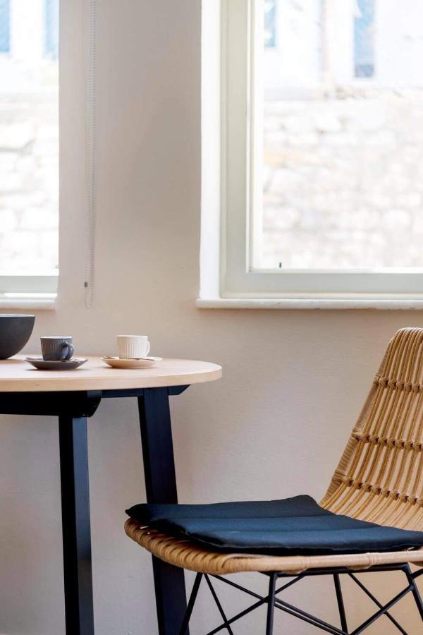 Guesthouse Eri Kini Buitenkant foto