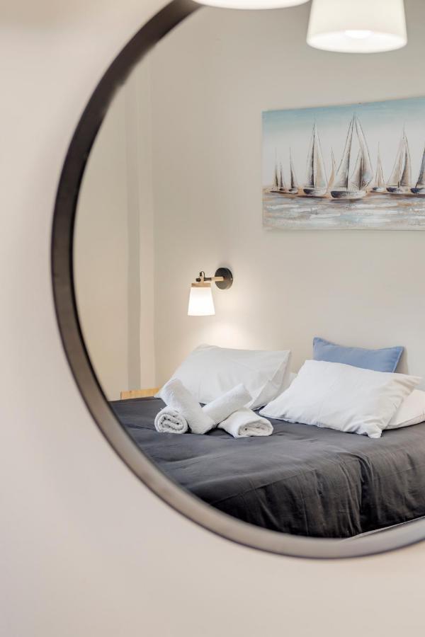Guesthouse Eri Kini Buitenkant foto