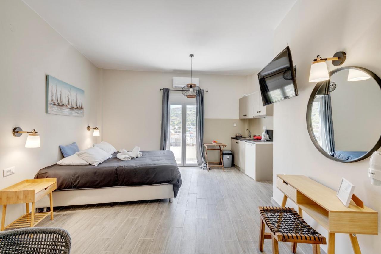 Guesthouse Eri Kini Buitenkant foto