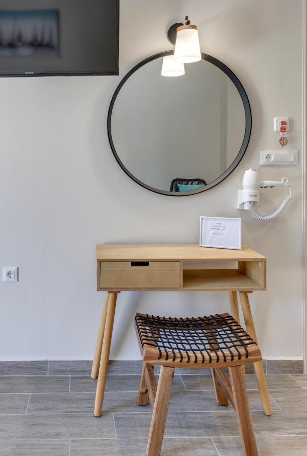 Guesthouse Eri Kini Buitenkant foto