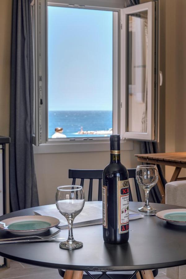 Guesthouse Eri Kini Buitenkant foto