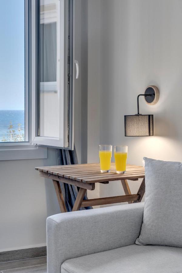 Guesthouse Eri Kini Buitenkant foto